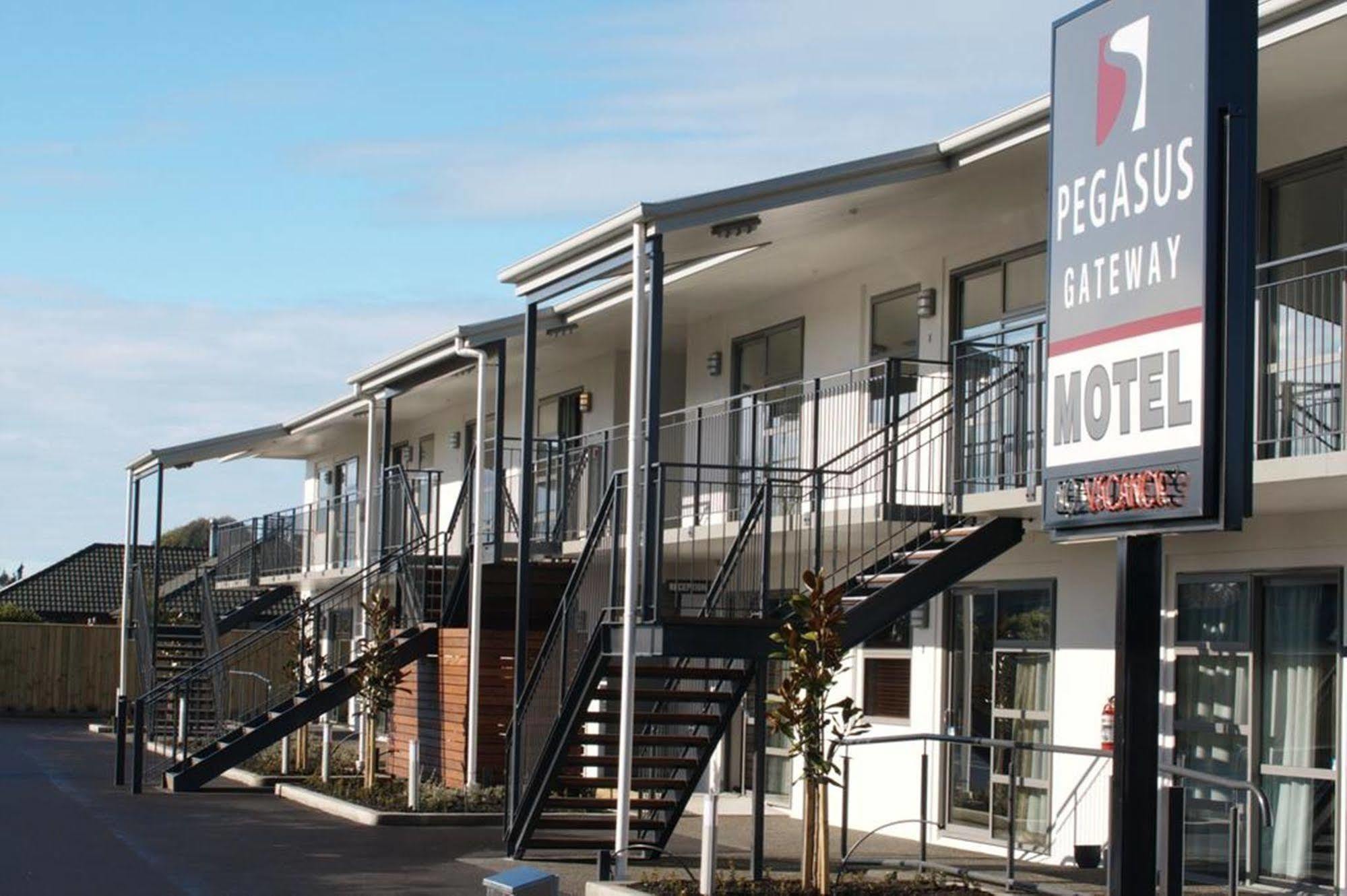 Pegasus Gateway Motels & Apartments Rangiora Luaran gambar
