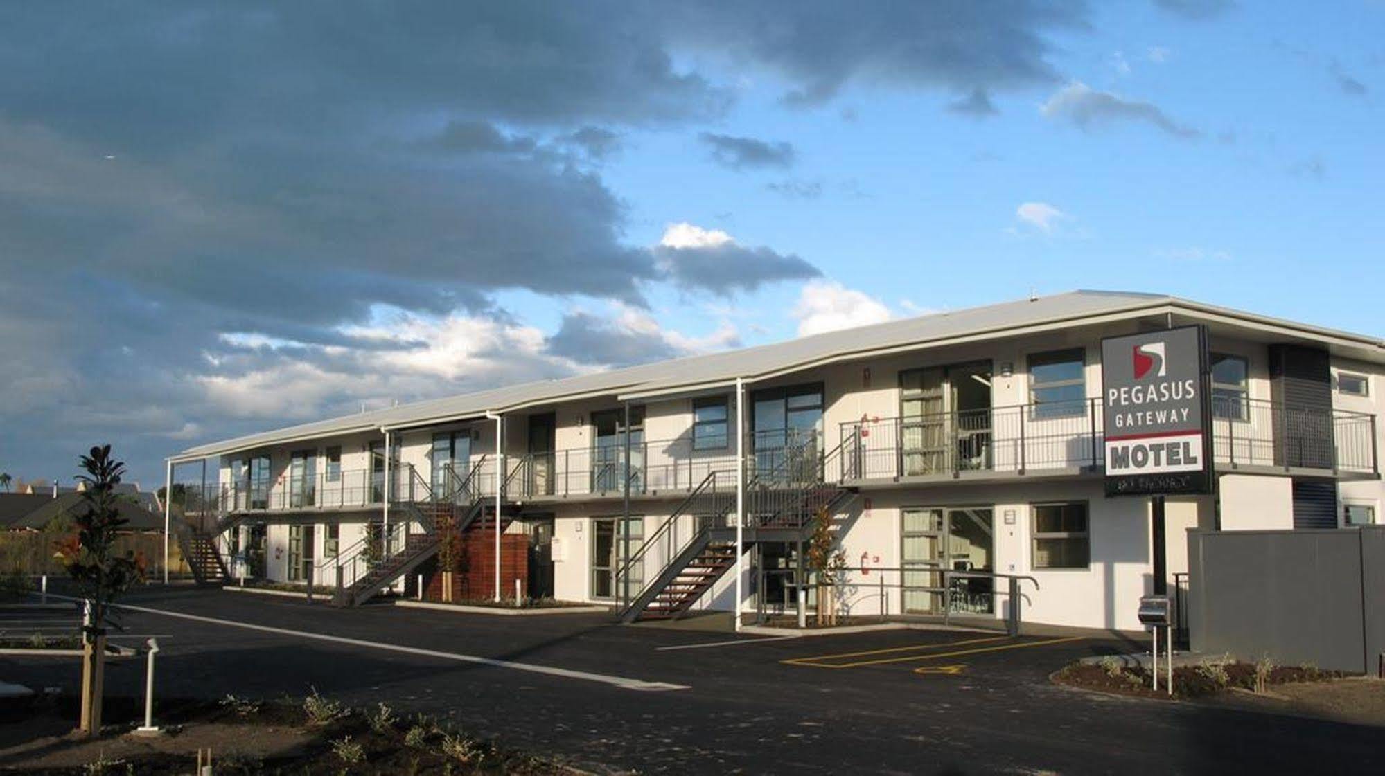 Pegasus Gateway Motels & Apartments Rangiora Luaran gambar